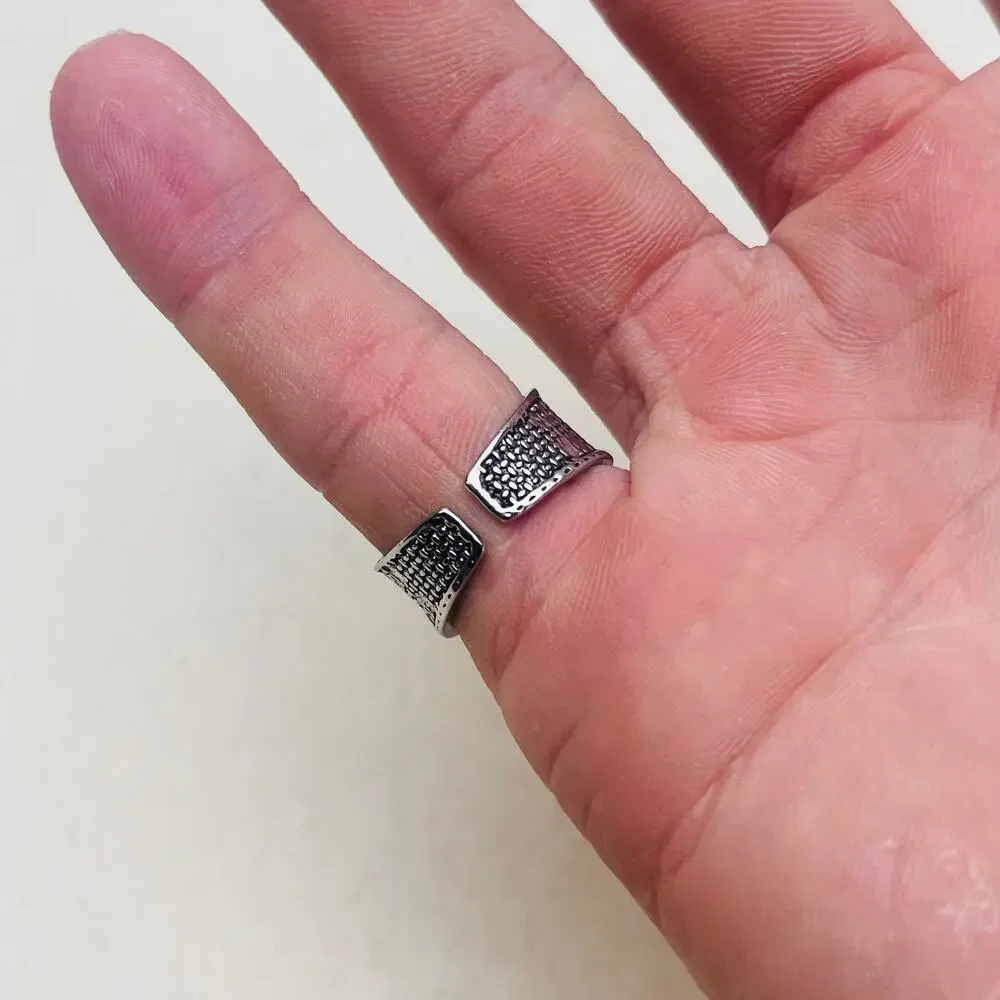 Y2K Deck of Cards Silver Ring – Adjustable Chrome Vintage Style, Unisex, New